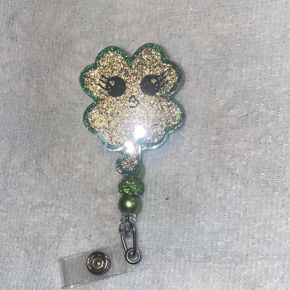 Glittery Clover Badge Reel